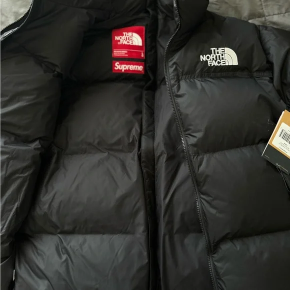 NorthFace Supreme Puffer Jacket 2024